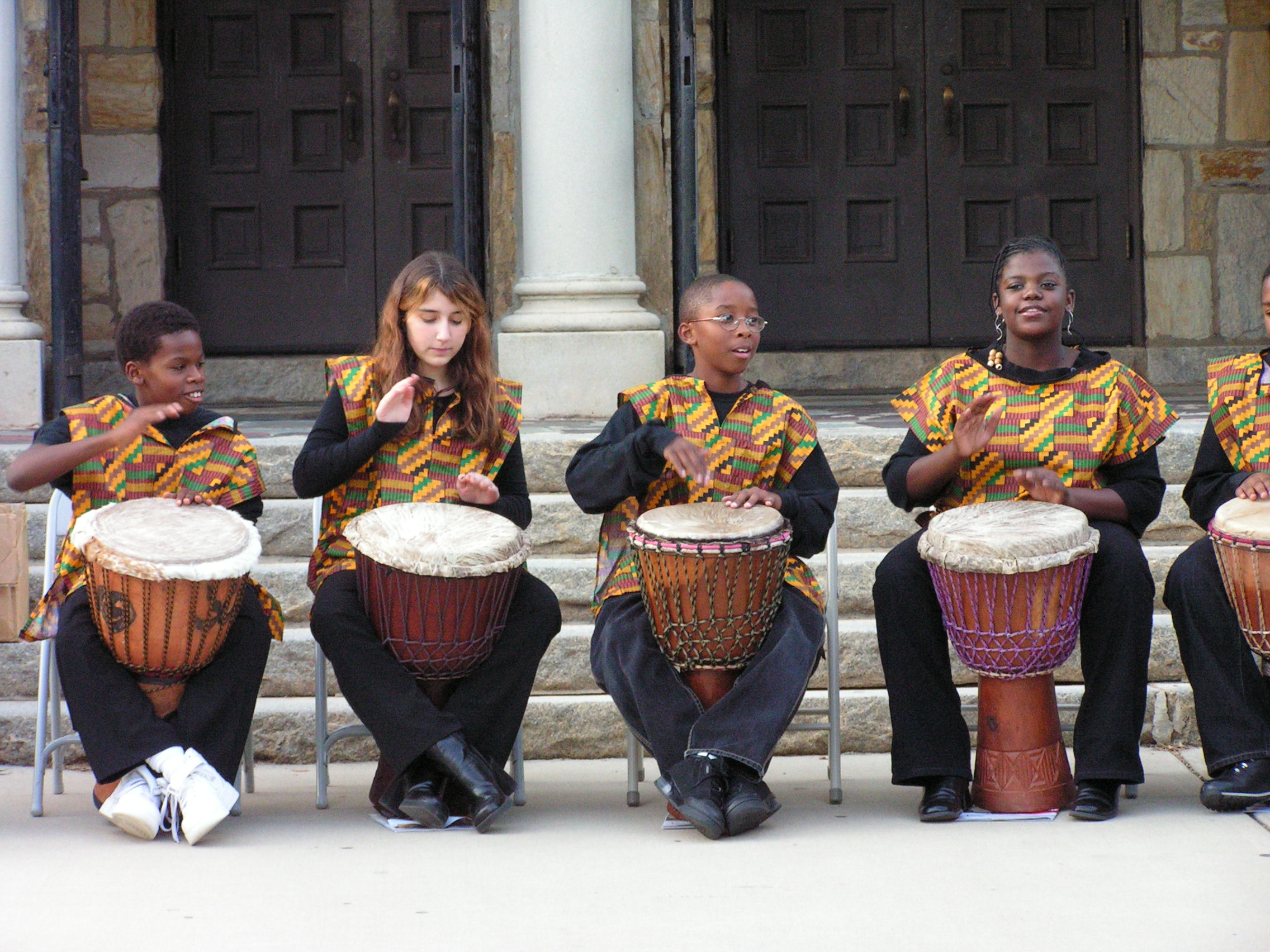 ./2006/African Drums/AfrdrumsPeaceBroughton210008.JPG